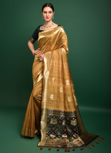 Attractive Gold Patola Silk Woven Classic Designer