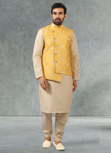 Banarasi Kurta Payjama With Jacket in Beige and Ye