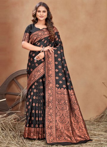 Banarasi Trendy Saree in Black Enhanced with Woven