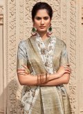Beautiful Cream Handloom Silk Woven Designer Saree - 1