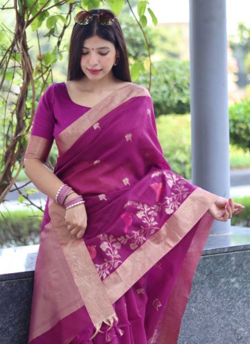 Beautiful Woven Cotton Silk Magenta Traditional Saree