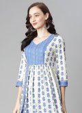 Blue and White Cotton  Printed Casual Kurti - 2