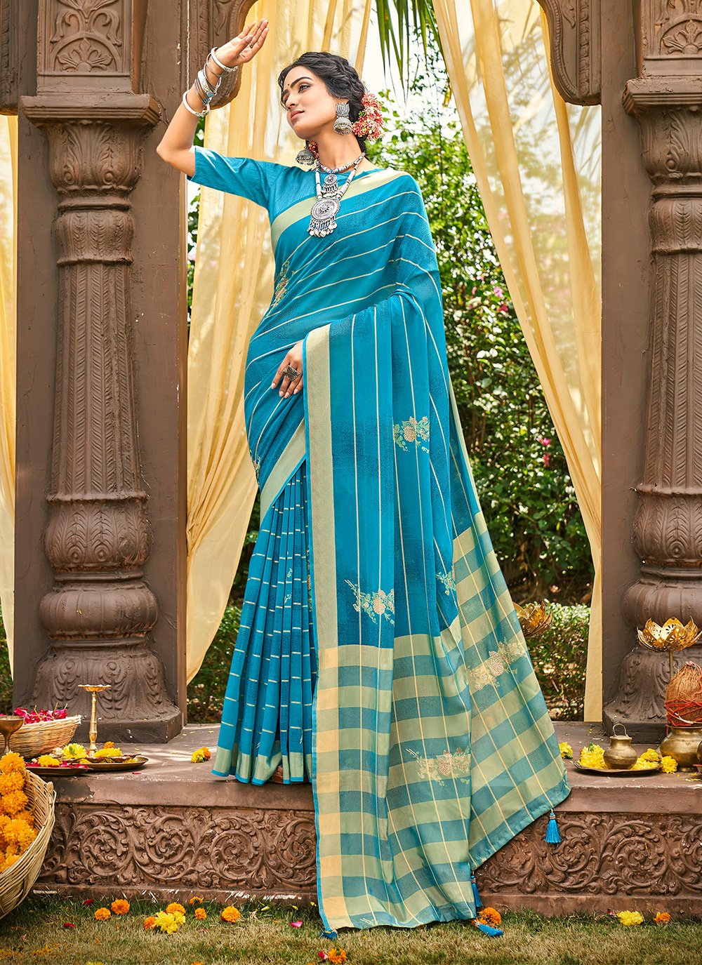 Blue Casual Saree in Weight Less with Floral Print