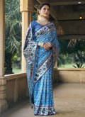 Blue color Patola Silk Silk Saree with Patola Print - 3