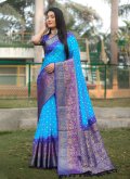 Blue Kanjivaram Silk Woven Trendy Saree for Ceremonial - 3
