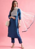 Blue Salwar Suit in Silk Blend with Embroidered - 2