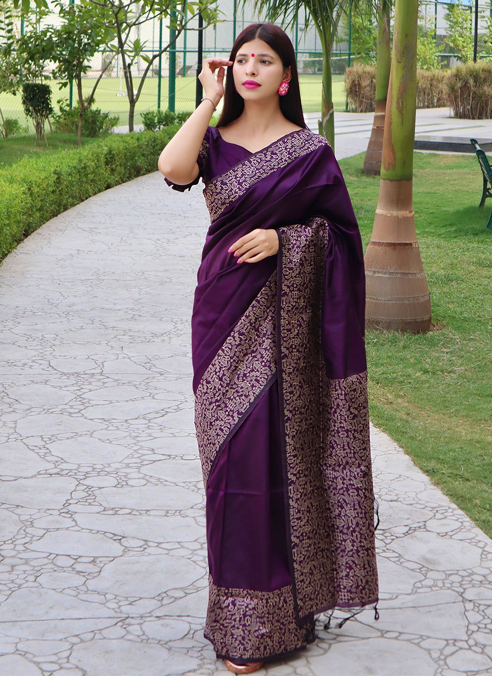 Border Raw Silk Purple Casual Saree