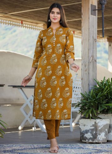 Brown Cotton  Printed Casual Kurti for Ceremonial