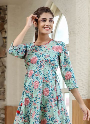 Cotton  Casual Kurti in Green Enhanced with Printed