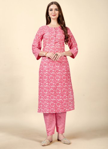 Cotton  Designer Kurti in Pink Enhanced with Printed