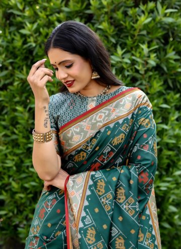 Dazzling Green Patola Silk Woven Classic Designer Saree