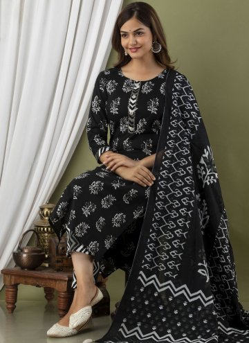 Embroidered Cotton  Black Salwar Suit