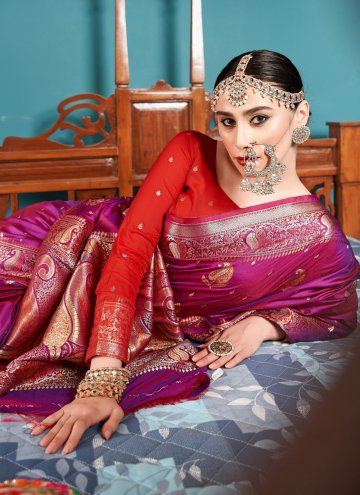 Glorious Woven Silk Magenta Classic Designer Saree