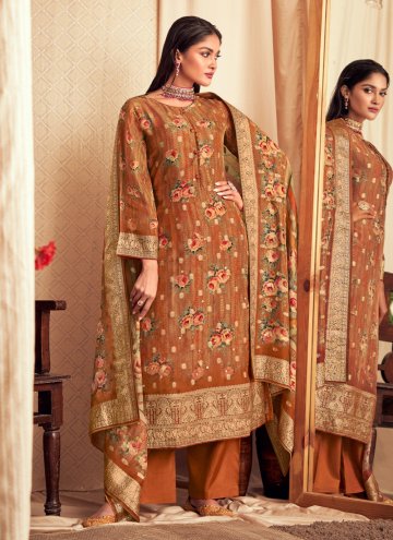 Gratifying Beige Organza Digital Print Salwar Suit