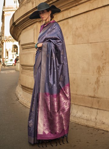 Gratifying Purple Handloom Silk Woven Trendy Saree