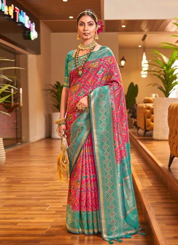 Green and Magenta Patola Silk Woven Designer Traditional Saree
