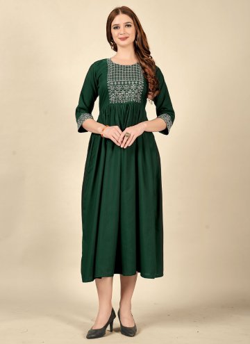 Green color Embroidered Cotton  Casual Kurti