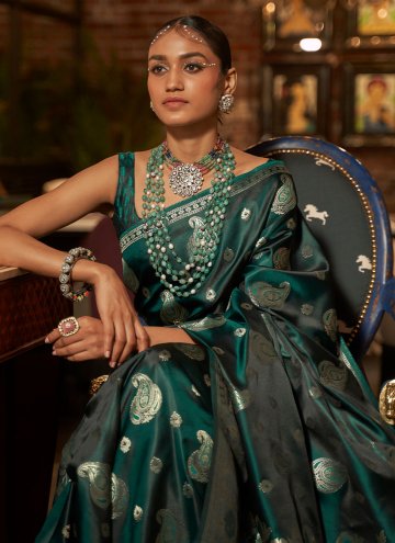 Green color Handloom Silk Contemporary Saree with Woven