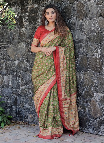 Green color Silk Trendy Saree with Foil Print