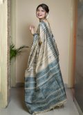 Green color Woven Tussar Silk Classic Designer Saree - 2