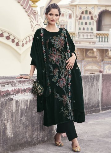 Green Velvet Embroidered Pant Style Suit for Cerem