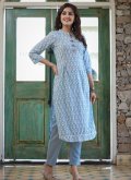 Grey Casual Kurti in Cotton  with Embroidered - 2