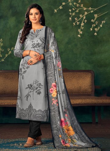 Grey Pashmina Digital Print Trendy Salwar Suit for