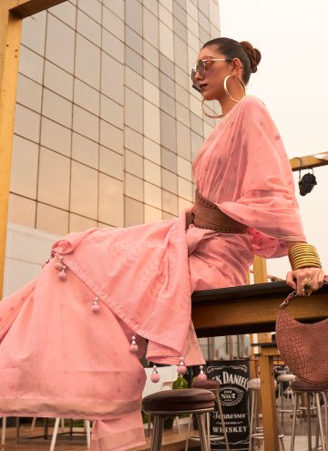 Handloom Silk Designer Saree in Pink Enhanced with Woven