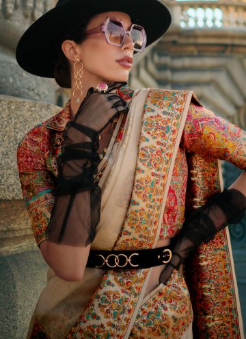 Handloom Silk Trendy Saree in Cream Enhanced with Woven