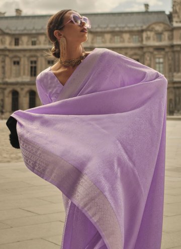 Lavender Handloom Silk Woven Classic Designer Saree