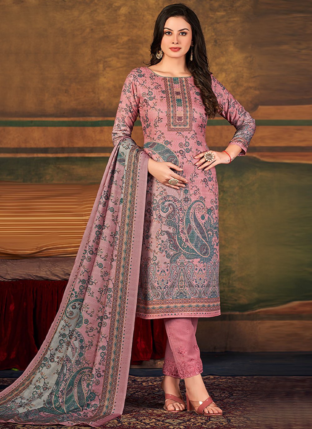 Mauve Trendy Salwar Suit in Pashmina with Digital Print