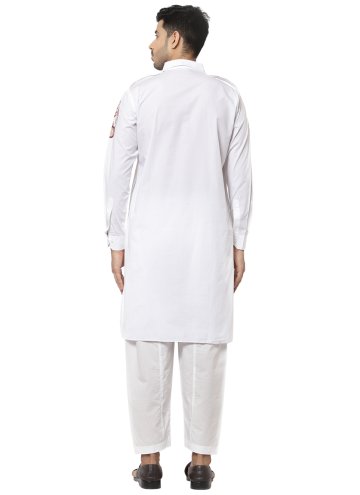 Off White Kurta Pyjama in Cotton  with Embroidered