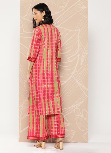 Pink Casual Kurti in Cotton  with Bandhej Print