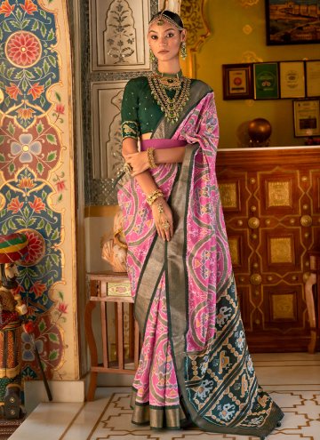 Pink Patola Silk Woven Contemporary Saree for Ceremonial
