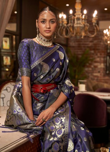 Purple Handloom Silk Woven Designer Saree