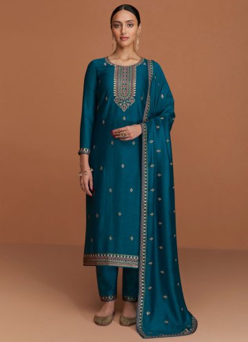 Silk Designer Salwar Kameez in Morpeach Enhanced w
