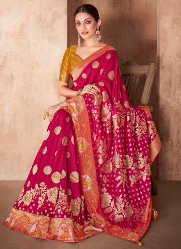 Silk Trendy Saree in Rani Enhanced with Border