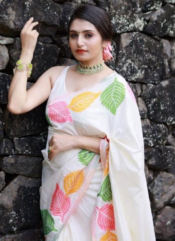White color Banarasi Trendy Saree with Woven