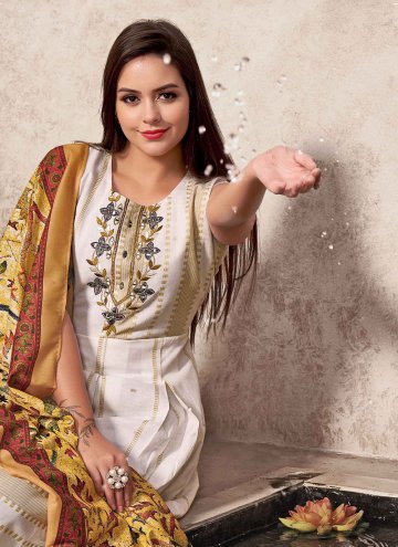 White color Cotton  Casual Kurti with Digital Print