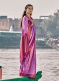 Woven Silk Magenta Designer Saree - 3