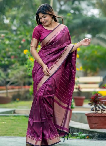 Woven Tussar Silk Magenta Trendy Saree