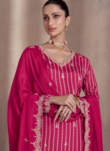 Alluring Rani Georgette Embroidered Designer Salwar Kameez