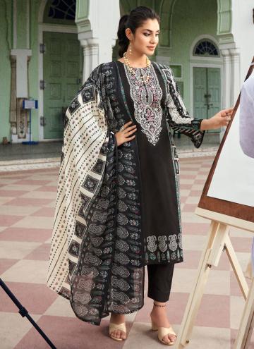 Black color Cotton Lawn Salwar Suit with Digital P