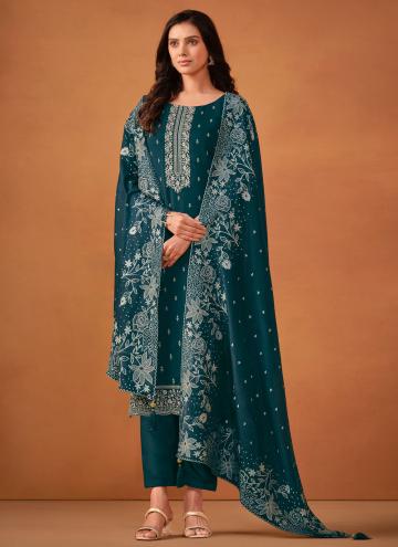 Embroidered Georgette Morpeach Salwar Suit