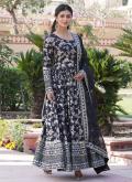 Embroidered Viscose Black Gown - 3
