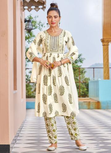 Glorious Off White Rayon Digital Print Salwar Suit