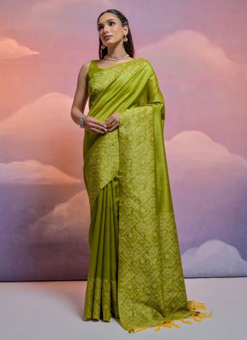 Woven Handloom Silk Green Classic Designer Saree