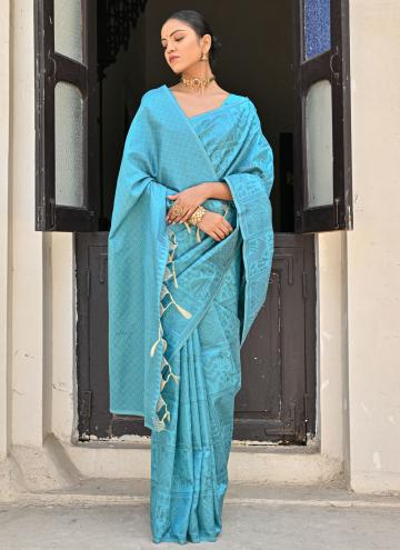 Woven Raw Silk Firozi Trendy Saree